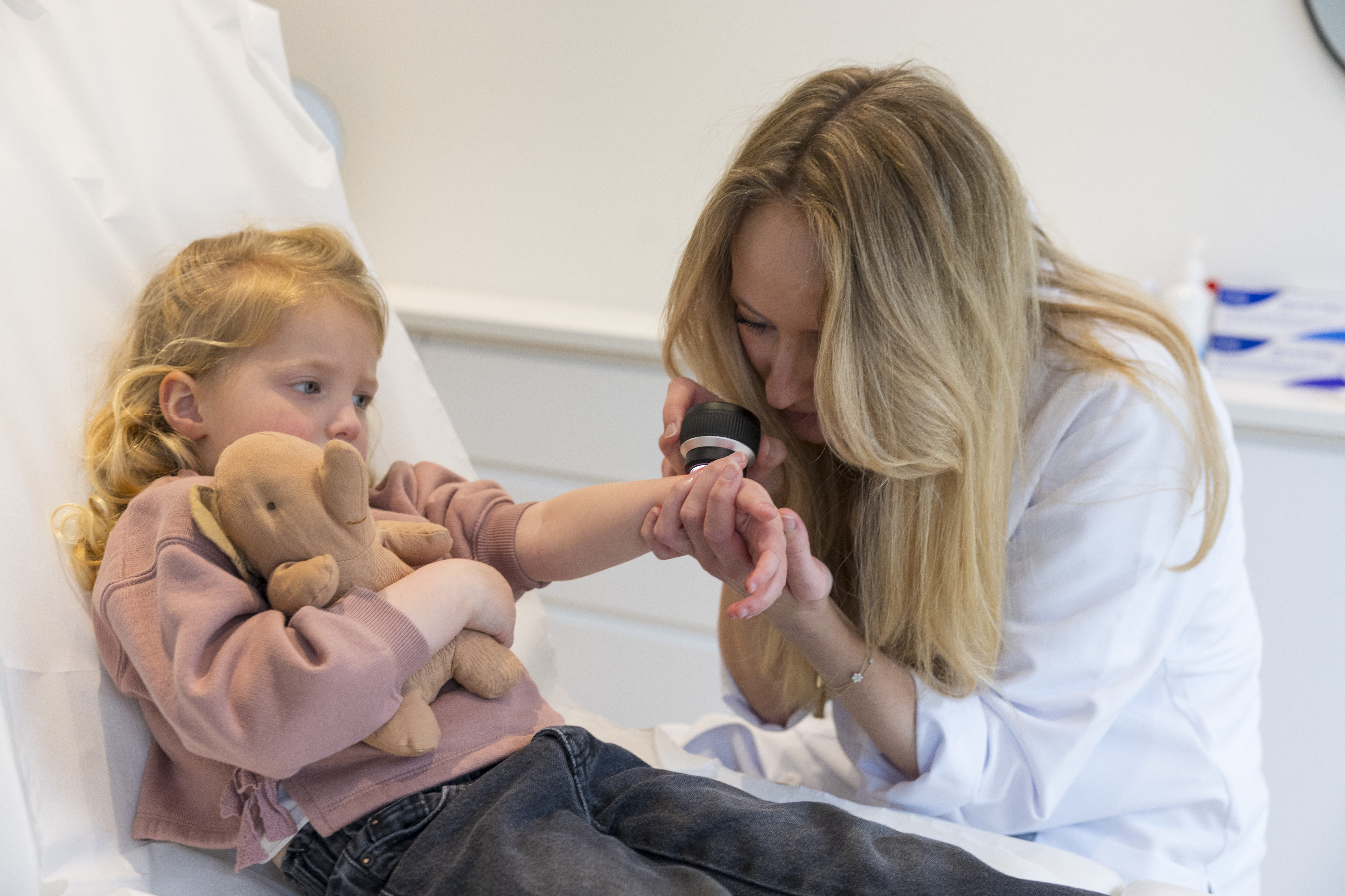 Portretfoto van Dr. Olivia Mathot
